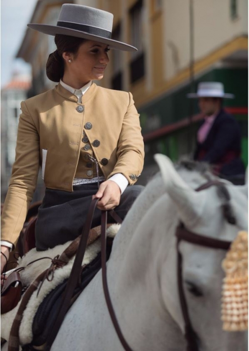 Catalina Jaime won the first prize to the Best Horsewoman. Congratulations!