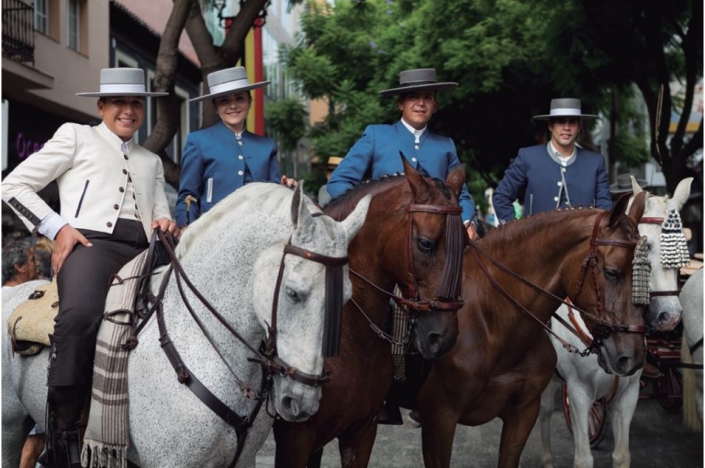 Caballistas y amazonas disfrutaron de un día en el que el protagonista es el caballo.