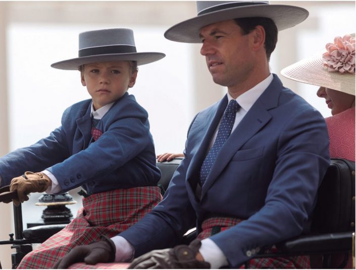 Salvador Jaime, padre e hijo. Impecables los dos. ¡Te queremos ver en la Real Maestranza de Ronda!